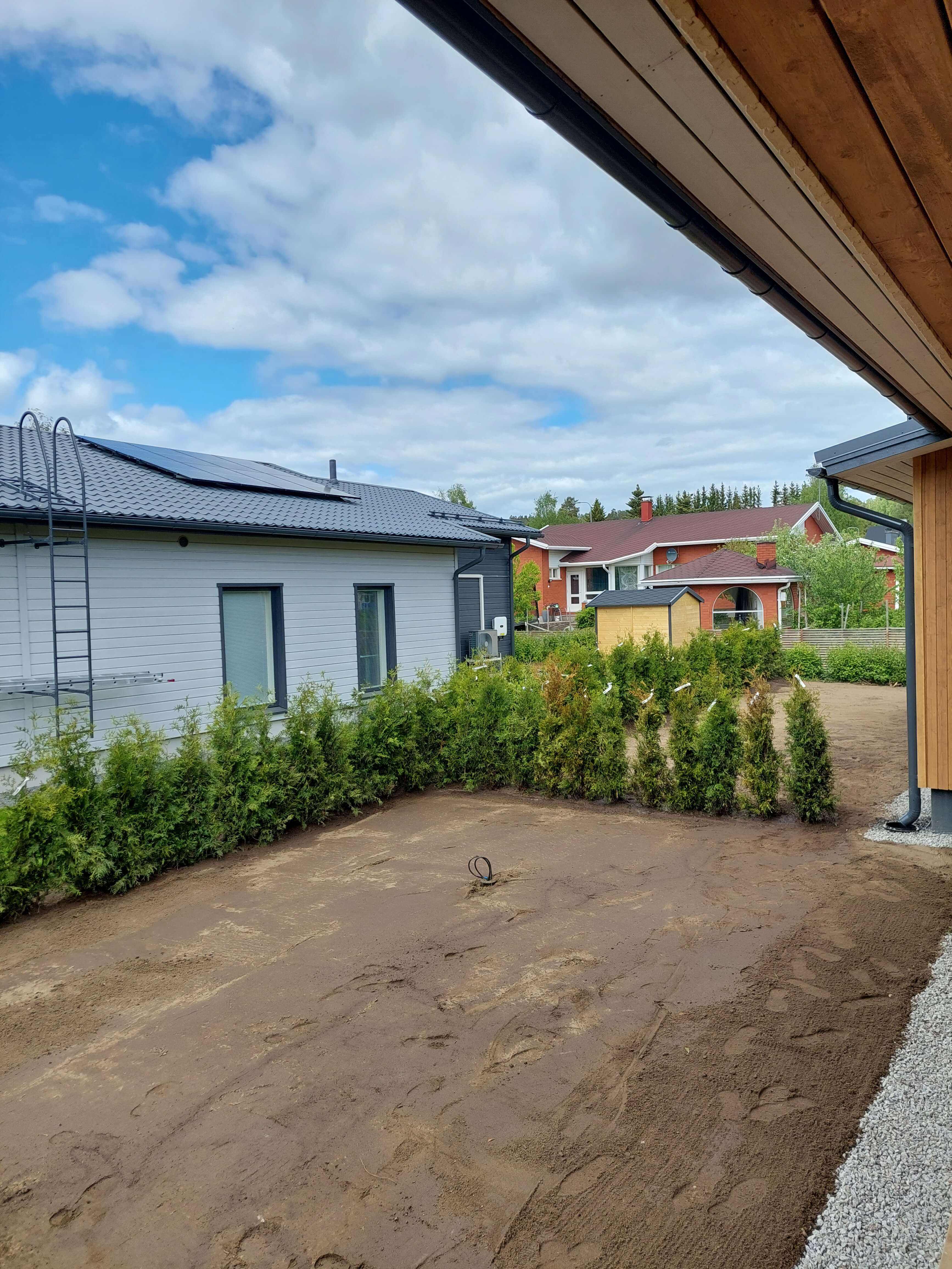 Pihatyöt TJ Maanrakennus